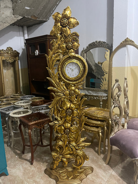 ANTIQUE CLOCK